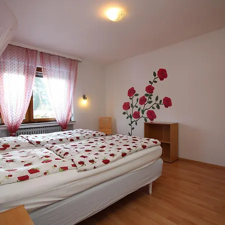 בית נופש Am-apfelgarten-ferienhaus-in-lueneburg-mit-eigenem-garten-grosszuegig-ruhig-und-zentrumsnah Lüneburg